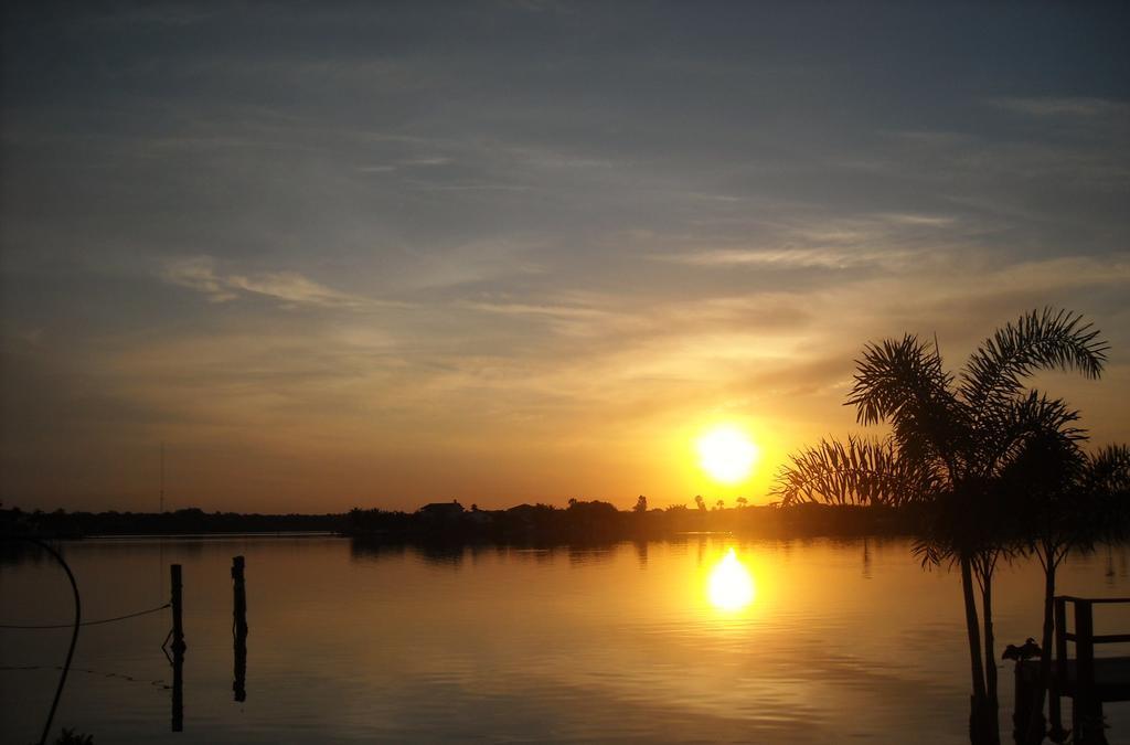 Boca Ciega Bay Apartment セント・ピート・ビーチ エクステリア 写真